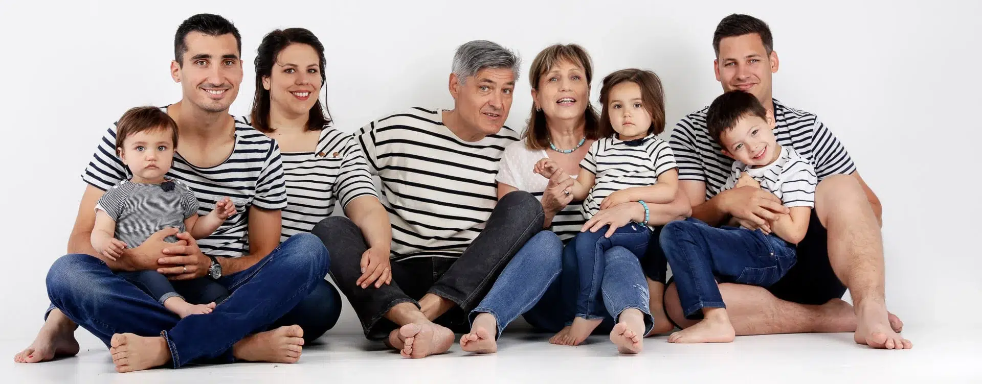 Portrait de famille en studio à Strasbourg – Photo professionnelle